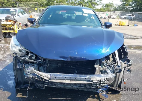 2017 Honda Accord Sport Se z USA, uszkodzony, nr VIN 1HGCR2F15HA221003